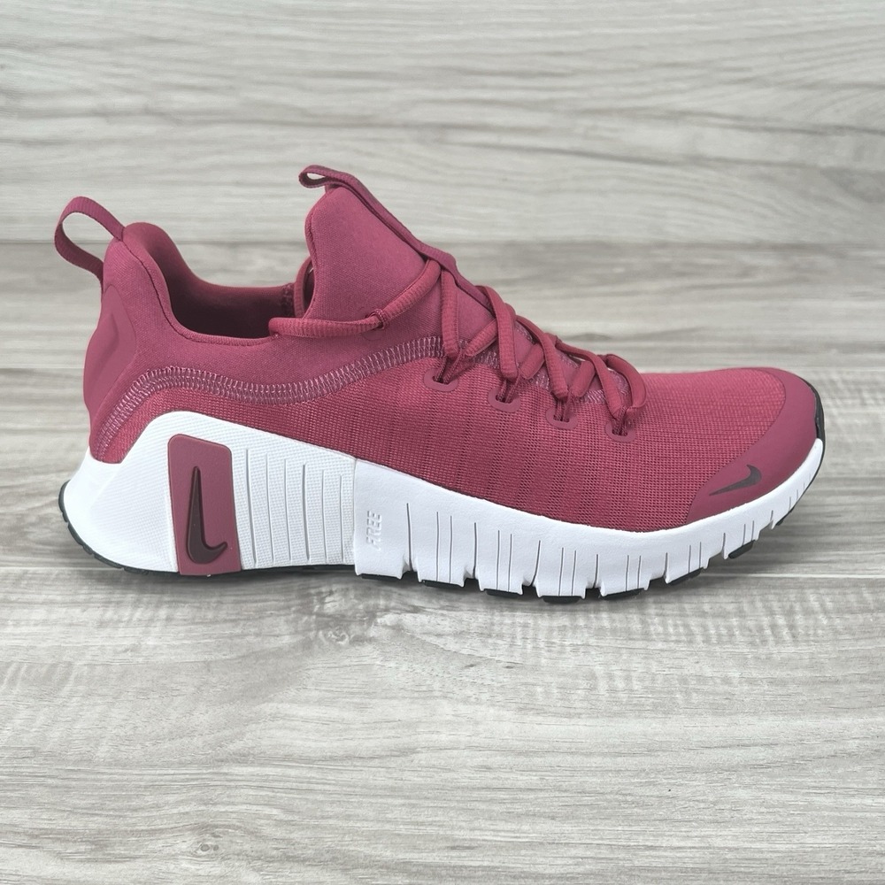 Women's Size 10 Nike Free Metcon 6  Sweet Beet FJ7126-609 Training Sneaker